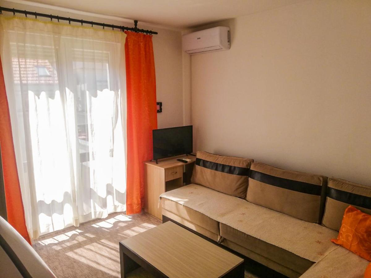 Apartman Sunce เทรบินเย ภายนอก รูปภาพ